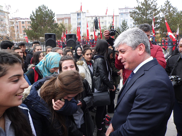 kutlamalar-kars’ta-basladi-(10).jpg