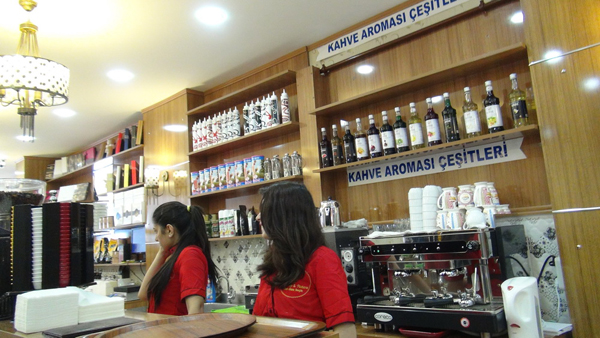 livaa-cafe-pastane-karslilarin-hizmetine-acildi-(4).jpg