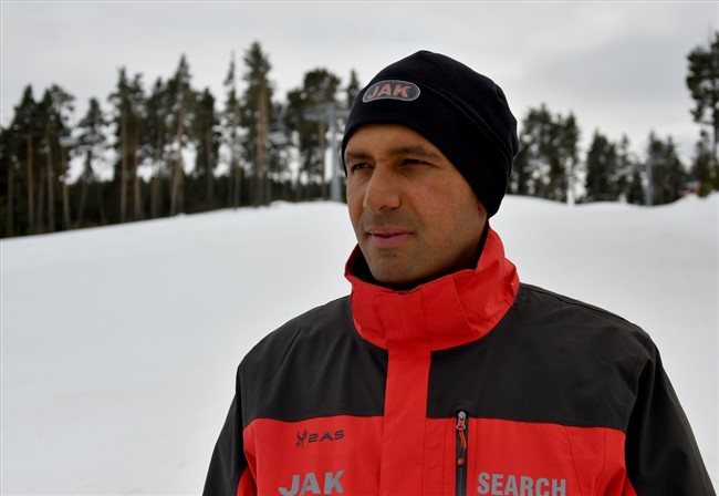 mehmetcik-kayak-tutkunlarina-da-guven-veriyor-(15).jpg