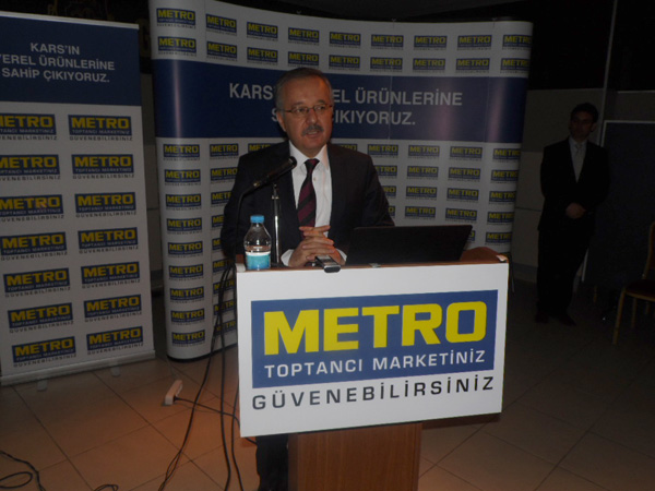 metro-kars'ta-ureticilerle-bulustu!-(4).jpg