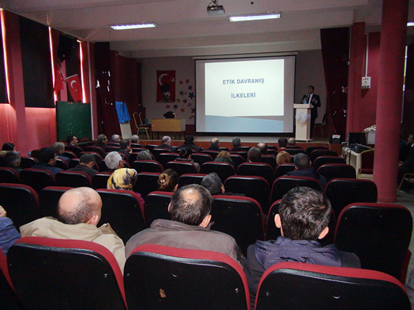milli-egitim’den-etik-davranis-ilkeleri-semineri-(3).jpg