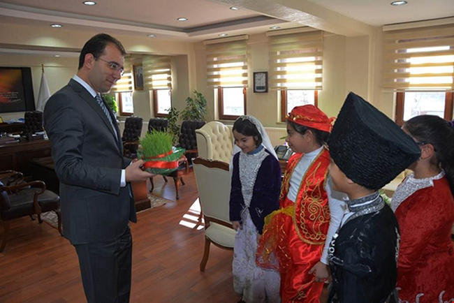 minikler-erdinc-dolu’nun-nevruz-bayramini-kutladi-(2).jpg