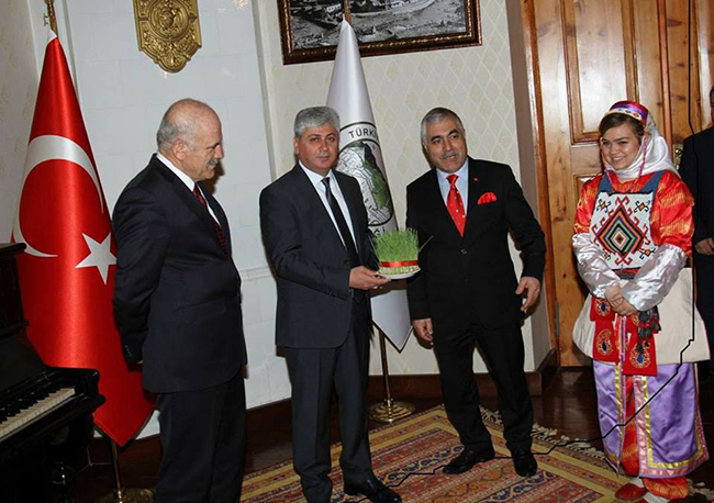 minikler-vali-dogan’in-nevruz-bayramini-kutladi-(1).jpg