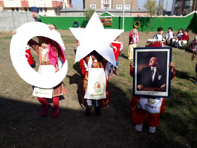 nefes-egitim-kurumlarindan-cumhuriyetin-ilani-ruhuyla-kutlama-coskusu-(3).jpg