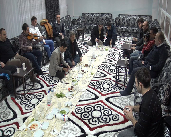 once-cig-kofte,-sonra-voleybol!-(1).jpg