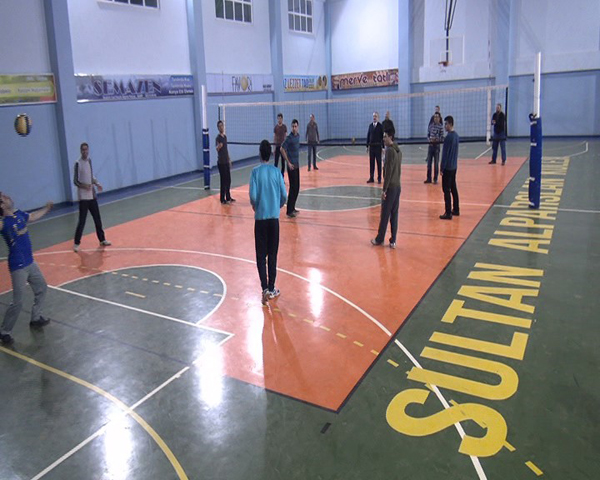 once-cig-kofte,-sonra-voleybol!-(2).jpg