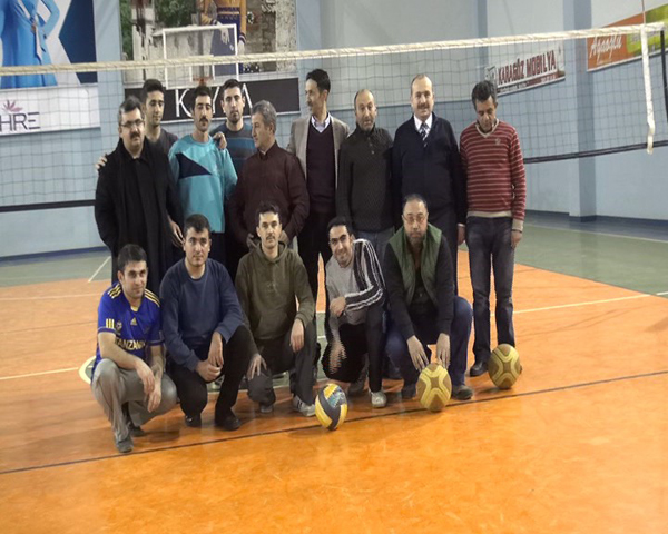once-cig-kofte,-sonra-voleybol!-(3).jpg
