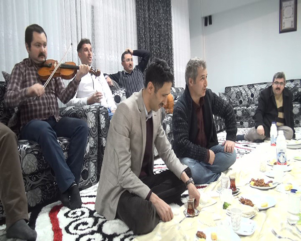 once-cig-kofte,-sonra-voleybol!-(4).jpg