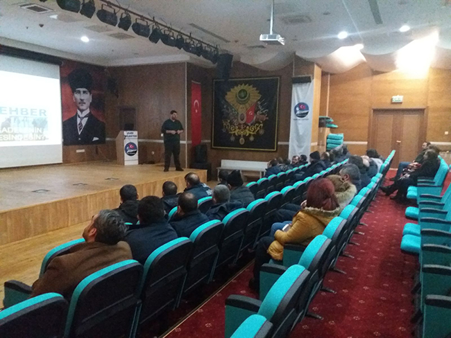 polisten-belediye-calisanlarina-egitim-verildi-(2).jpg
