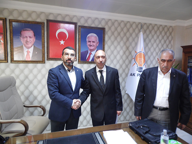 prof.-dr.-mithat-sahin-ak-parti’den-kars-milletvekili-aday-adayligi-basvurusunu-yapti-(4).jpg