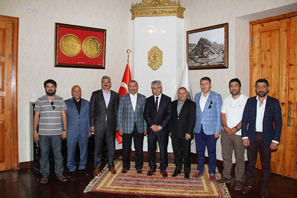sancaktepe-belediye-baskani’ndan-kars-valisine-ziyaret!-(4).jpg