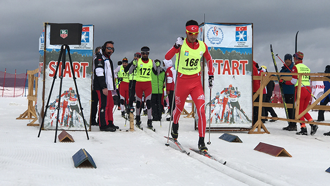 sarikamis’ta-kayakli-kosu-k1-ligi-turkiye-sampiyonasi-yarislari-basladi--(1).jpg