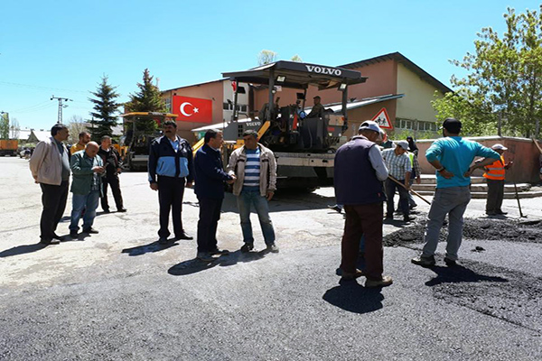 sarikamis-belediyesi-altyapiyi-tamamladi,-asfalt-calismalarina-basladi-(5).jpg