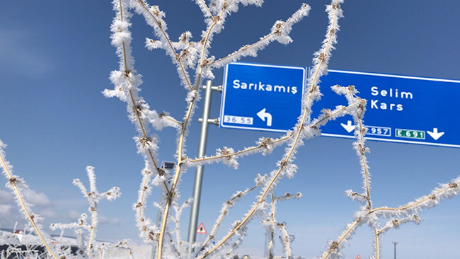 sarikamis-cibiltepe-kayak-merkezi’nde-kar-kalinligi-75-santimetreyi-buldu-(4).jpg