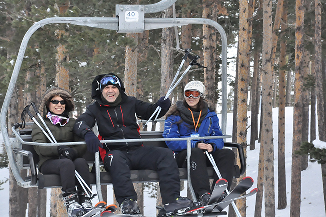 sarikamis-cibiltepe-kayak-merkezi’ne-yogun-ilgi--(8).jpg
