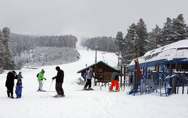 sarikamis-cibiltepe-kayak-merkezinde-kar-bereketi-(3).jpg
