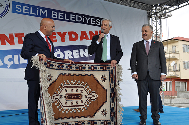 selim-kent-meydani-hizmete-girdi-(11).jpg