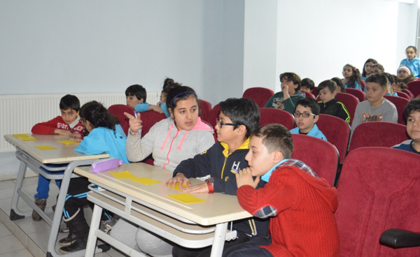 sultan-alparslan’da-fen-bilimleri-yarismasi-(3).jpg