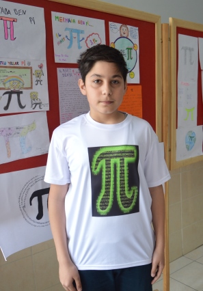 sultan-alparslan-egitim-kurumlari-matematik-zumresi-14-mart-pi-(-π-)-gununu-kutladi-(12).jpg