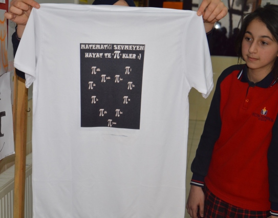 sultan-alparslan-egitim-kurumlari-matematik-zumresi-14-mart-pi-(-π-)-gununu-kutladi-(16).jpg