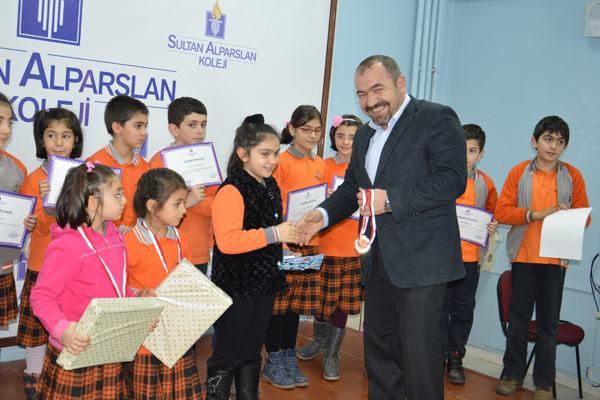 sultanlar-odullendirildi!-(2).jpg