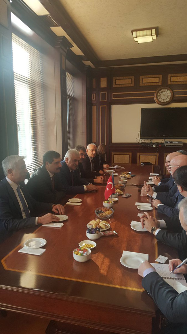 tbmm-turkiye-azerbaycan-parlamentolar-arasi-dostluk-grubu-ziyaretlerine-devam-ediyor-(3).jpg