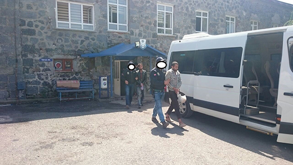 teror-orgutu-kars’tan-daga-adam-goturuyor!-(3).jpg