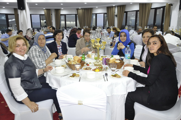 ucum,-iftar-yemegi-verdi!-(3).jpg
