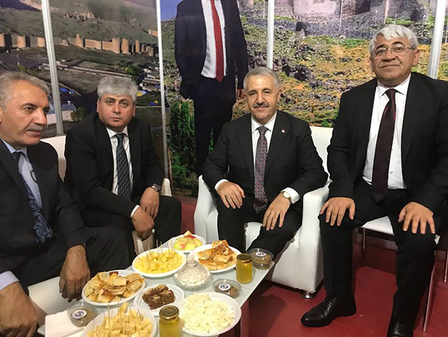 udh-bakani-arslan,-2’nci-kars-ardahan-igdir-tanitim-gunlerine-katildi-(3).jpg