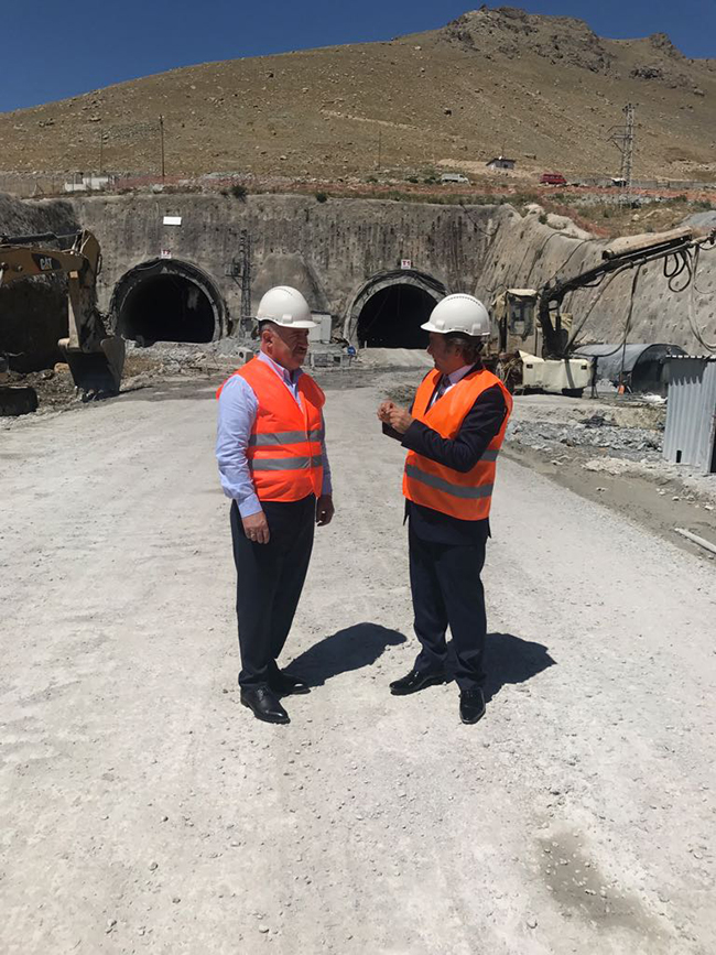 udh-bakani-arslan,-ovit-tunelini-ziyaret-etti-(2).jpg