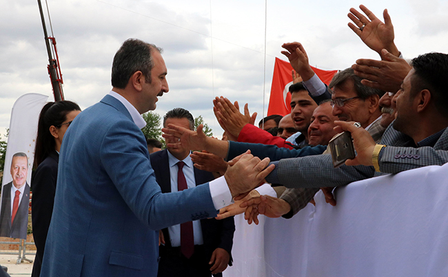 udh-bakani-arslan-ve-adalet-bakani-gul-gaziantepte-(3).jpg