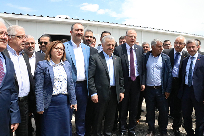 udh-bakani-arslan-ve-adalet-bakani-gul-gaziantepte-(6).jpg