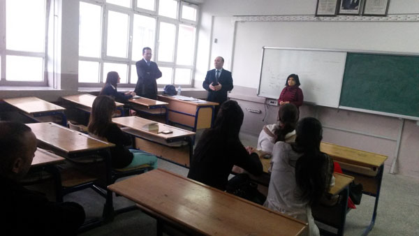 umem-meslek-kurslari-is-sahibi-yapiyor-(2).20150122101829..jpg