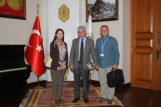 vali-dogan,-bm-wfp-mudurleri-ile-bir-araya-geldi-(1).jpg