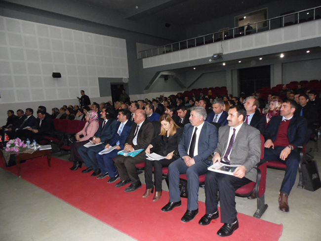 vali-dogan-okul-mudurleri-dinledi!-(2).jpg