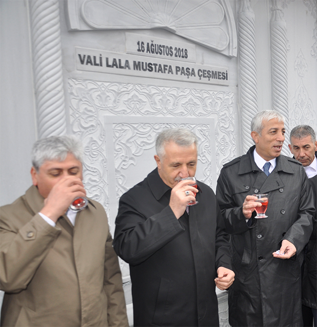 vali-lala-mustafa-pasa-cesmesinden-osmanli-serbeti-akti-(4).jpg