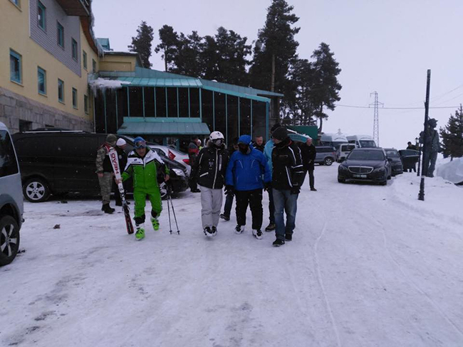 vali-rahmi-dogan,-cibiltepe-kayak-tesislerini-inceledi-(2).jpg